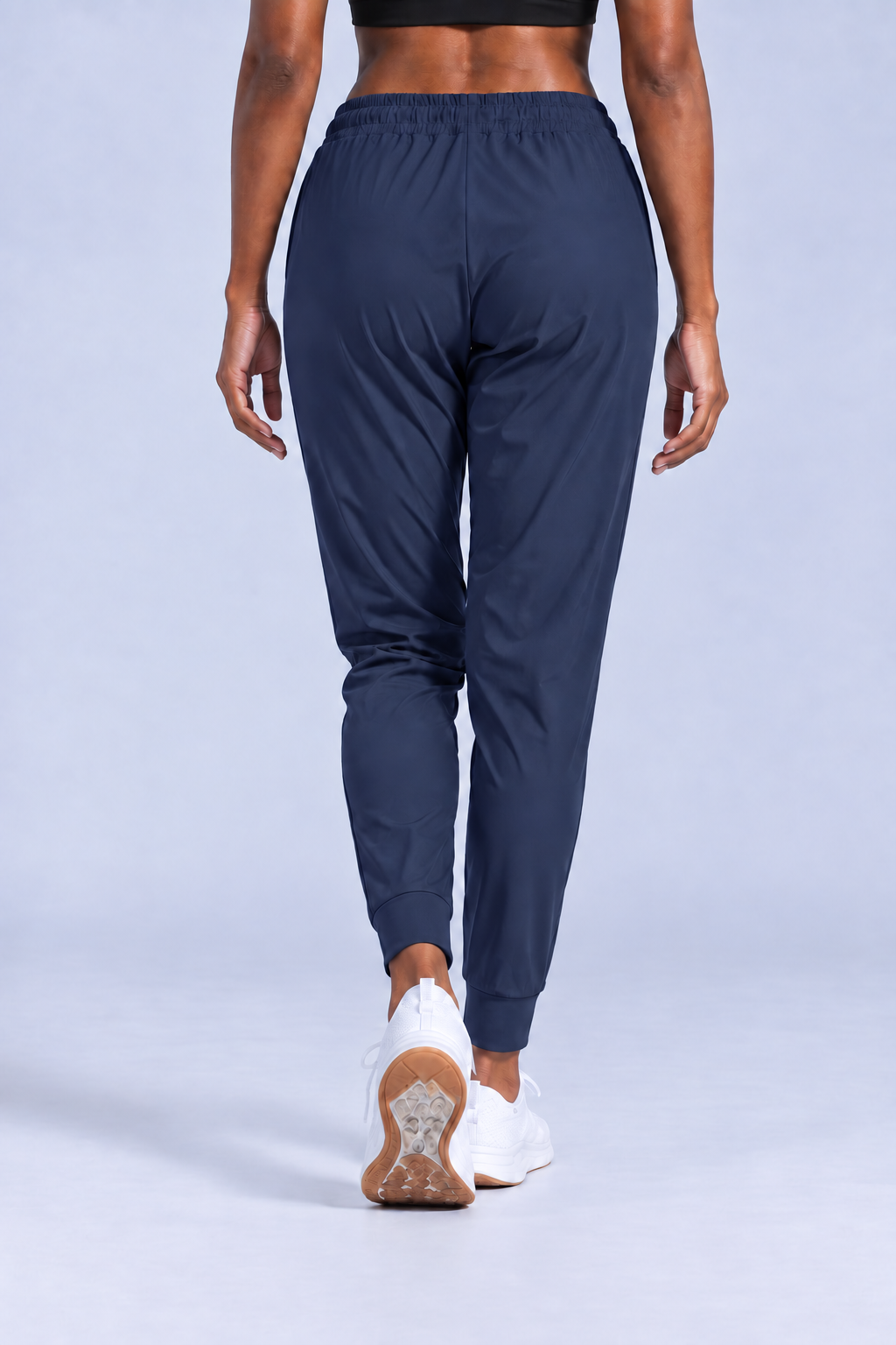 Women’s Relaxed Quick-Dry Training Pants