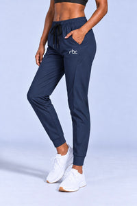 Women’s Relaxed Quick-Dry Training Pants