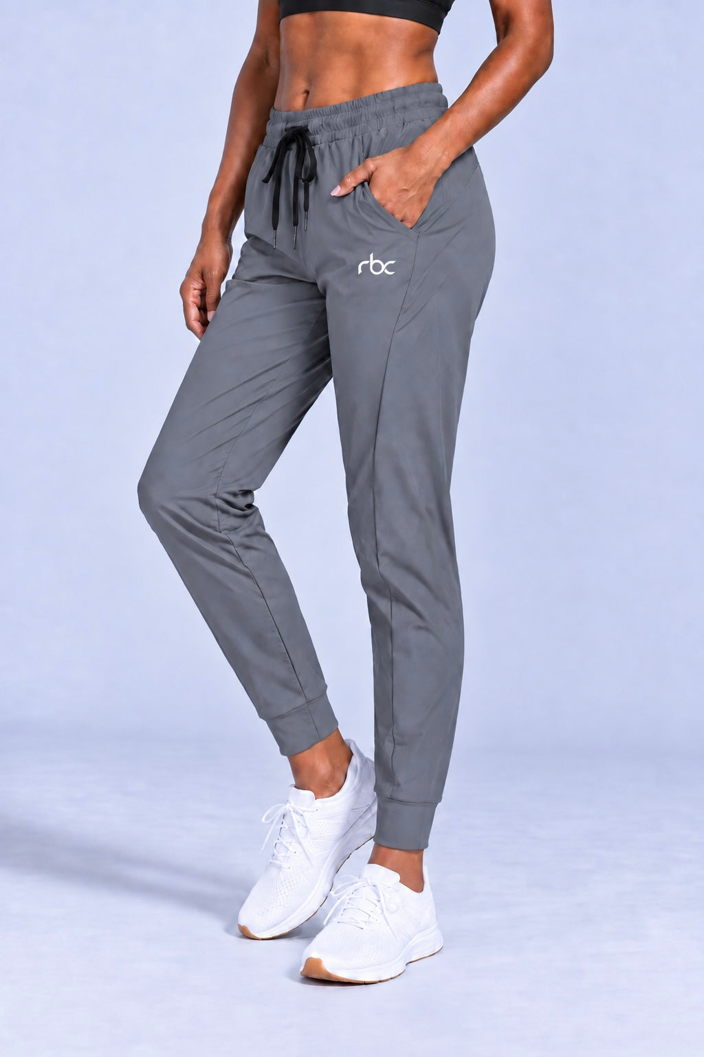 Women’s Relaxed Quick-Dry Training Pants